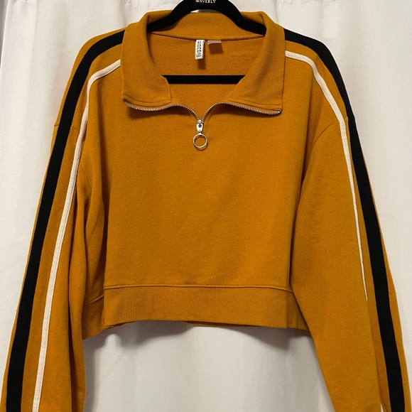 ☆ H&M Zip-up Sweatshirt | Semi-Crop | Mustard Yellow, Black and White - Picture 1 of 4